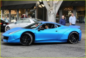 Justin Bieber - Ferrari 458 Italia Azul