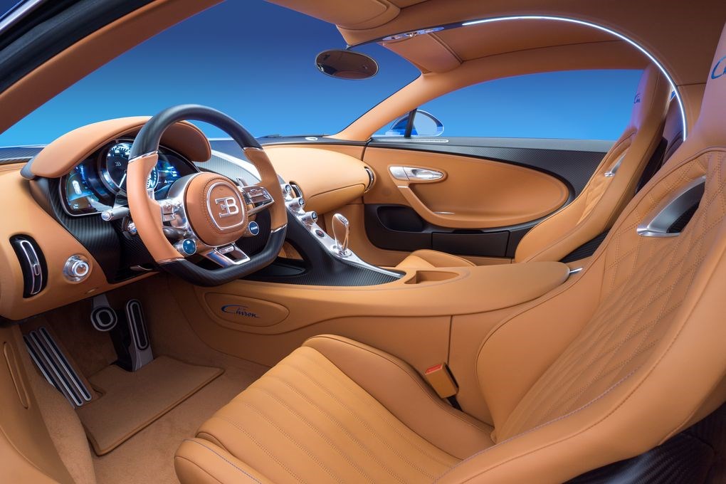 Bugatti Chiron - Interior