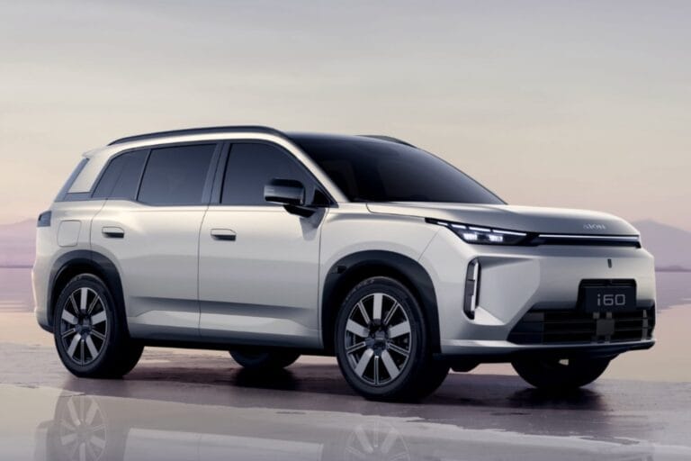 "GAC Aion i60 Híbrido com Tecnologia Toyota Enfrenta Leapmotor C10 no Brasil"