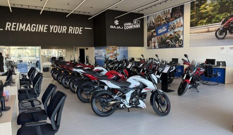Bajaj expande presença no Brasil e atinge 73 lojas, com foco no Nordeste