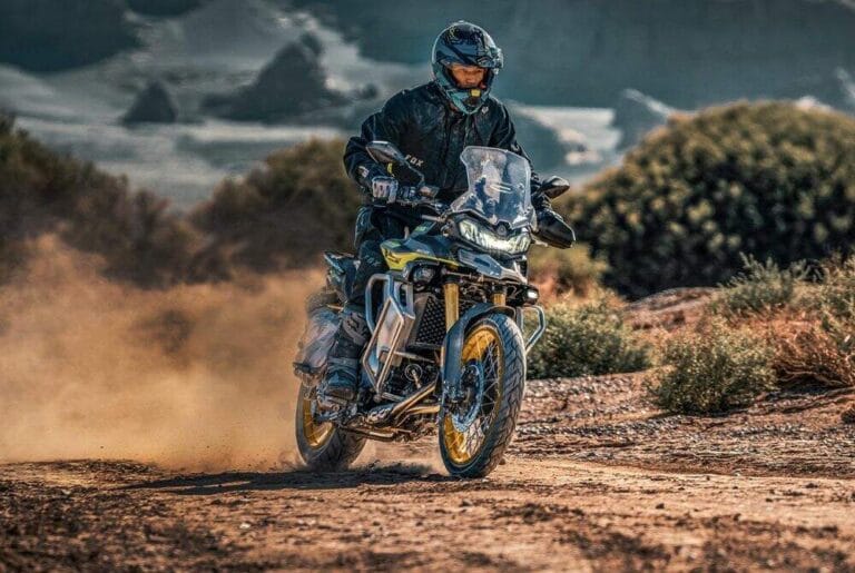 Chinesa VOGE inicia produção de motos em Manaus; confira fotos e detalhes