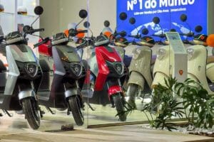 Yadea lança campanha com preços reduzidos para troca de scooters elétricos