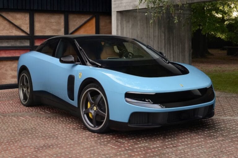 Ferrari Luce: o primeiro elétrico da marca com 1.050 cv e painel da Apple