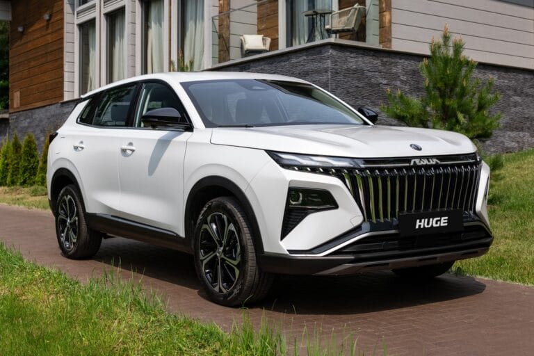 DFM anuncia até 5 novos SUVs híbridos no Brasil; descubra quais serão