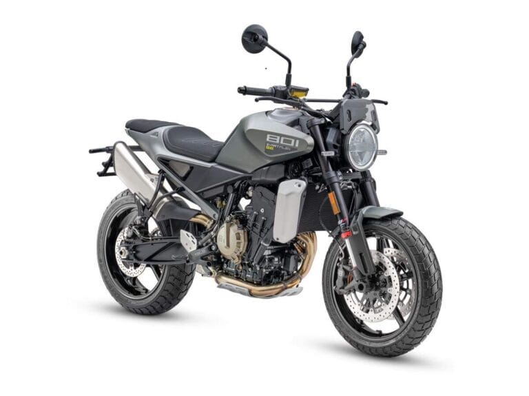 imagem Husqvarna Svartpilen 801 SE