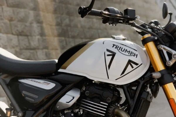 Triumph registra aumento em emplacamentos no Brasil impulsionado pela linha 400
