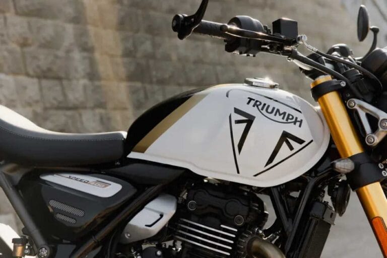 Triumph registra aumento em emplacamentos no Brasil impulsionado pela linha 400