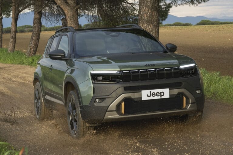 Jeep Avenger abandona item criticado no Sonic antes de chegar ao Brasil