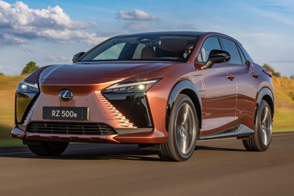 Teste: Lexus RZ é SUV elétrico repleto de mistérios para te desconectar do mundo