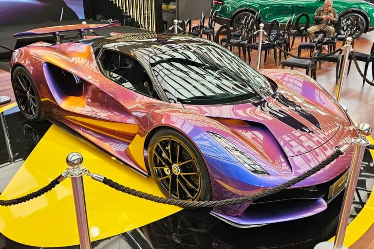 Lotus Evija: o carro mais potente e caro do Brasil a R$ 30 milhões