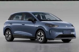 Leapmotor A05 pode ser o novo competidor do BYD Dolphin e Geely EX2 no Brasil