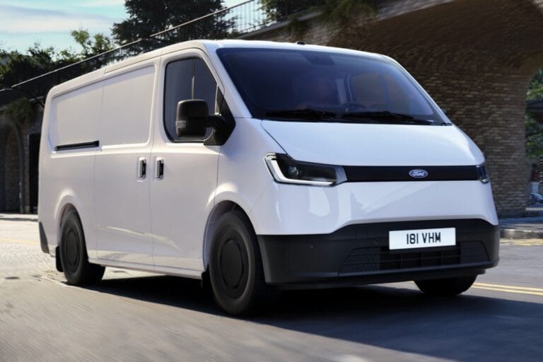 Ford Transit City elétrica: chegada ao Brasil confirmada; descubra a data