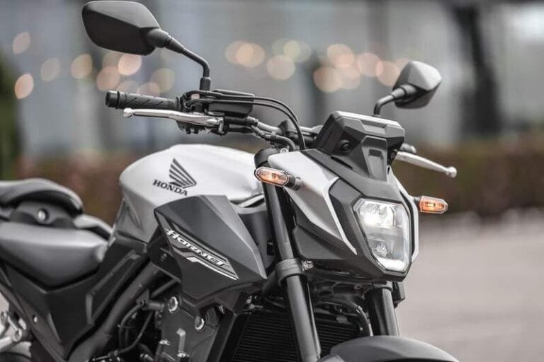 Honda CB 500 Hornet 2027 é apresentada oficialmente; veja preços e detalhes