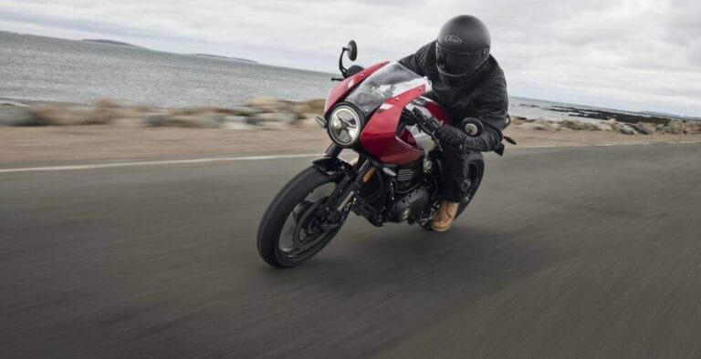 Novas Triumph Tracker 400 e Thruxton 400 a caminho do Brasil