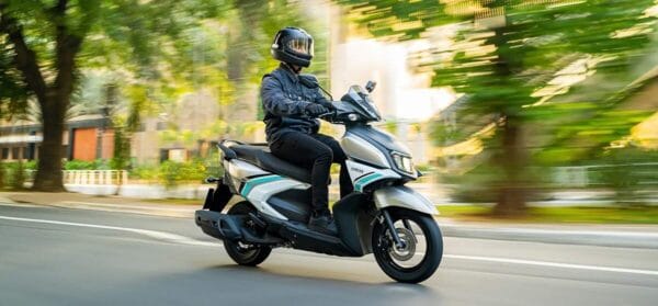 Yamaha ZR: Nova Scooter Lançada no Brasil por R$ 13.990