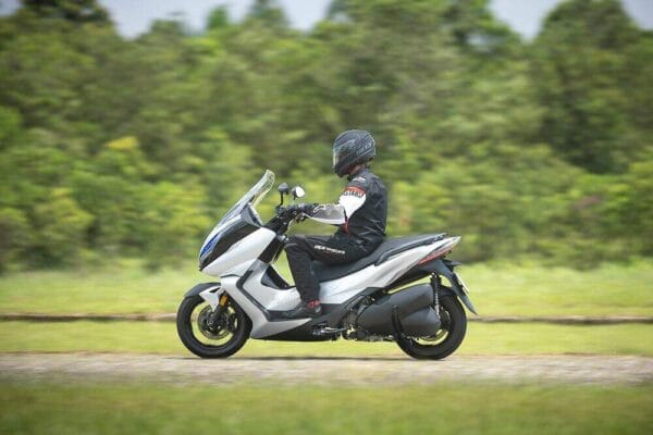 Scooter cresce 30% e amplia espaço nas ruas brasileiras
