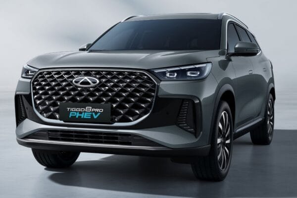 Novos Caoa Chery Tiggo 7 e Tiggo 8 PHEV passam a custar até R$ 40 mil a menos