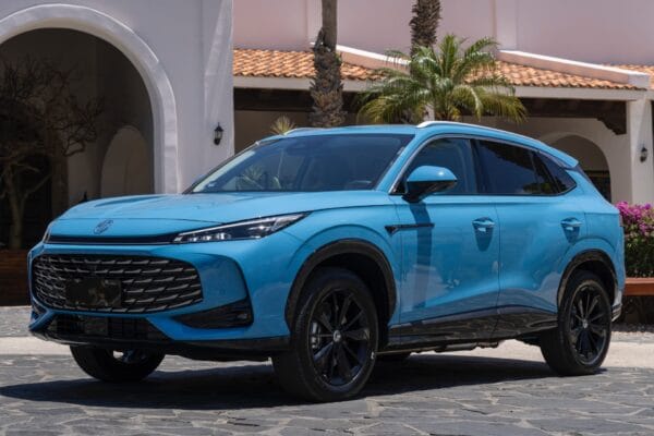 MG prepara motores híbridos flex e deve lançar quatro novos SUVs no Brasil