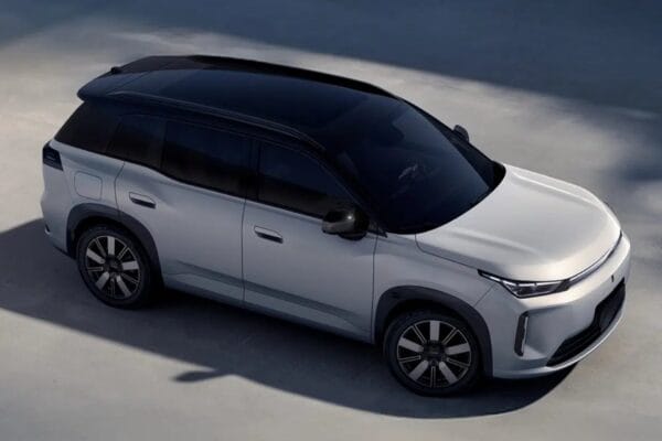 GAC irá lançar SUV híbrido flex no Brasil com desempenho elétrico