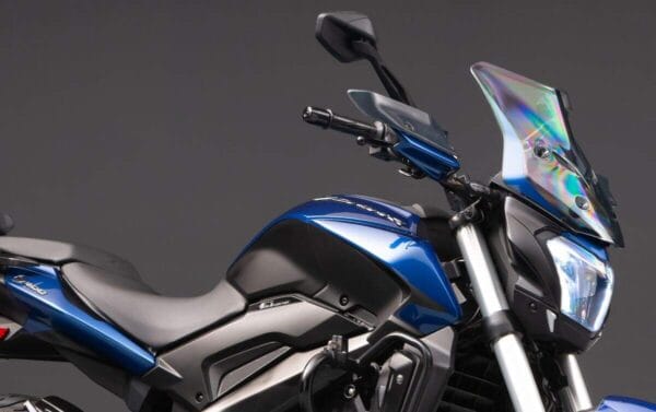 Bajaj registra quase 18 mil motos emplacadas no primeiro semestre de 2026 e cresce 55% no Brasil
