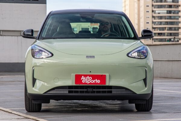 Geely EX2: 5 razões para investir e 5 motivos para reconsiderar