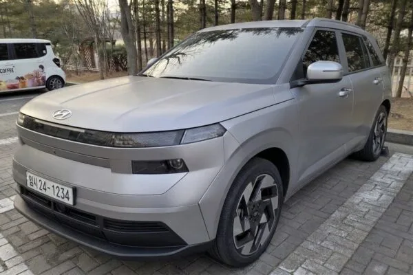 Novo Hyundai Creta sem camuflagem? Projeção gerada por IA cria confusão.