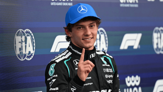 Kimi Antonelli conquista a pole position em Silverstone