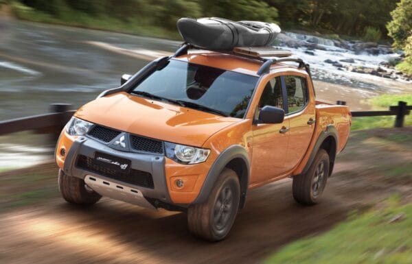 3 Versões Acessíveis da Mitsubishi L200 Mais Baratas que a Fiat Strada