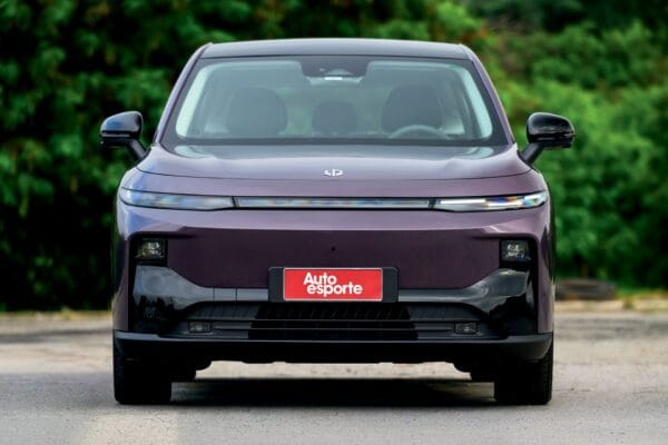 Leapmotor B10 Híbrido Define Data de Chegada ao Brasil Frente ao BYD Song Pro