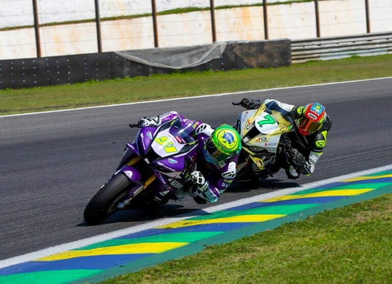 Eric Granado, piloto da Honda Racing, disputa etapa do MOTO1000GP em Interlagos