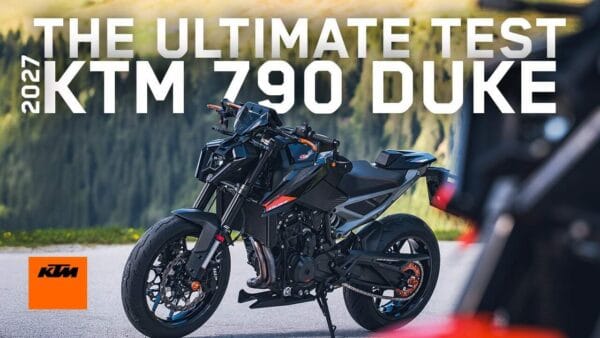 imagem lateral KTM 790 DUKE 2027