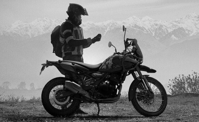 Nova Royal Enfield Himalayan 450 Mana Black