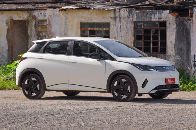 BYD Dolphin SE: 5 razões para adquirir e 5 motivos para refletir