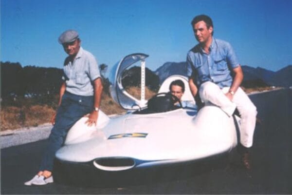 O carro brasileiro que quebrou o recorde de velocidade e depois sumiu