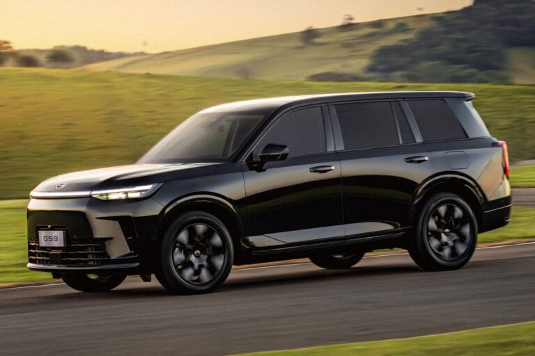 "GAC GS9: O SUV Gigante Híbrido e de Luxo em Comparação com GWM Wey 07 e BYD Atto 8"