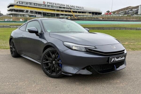 Honda Prelude volta ao Brasil com motor híbrido do Civic por R$ 380 mil