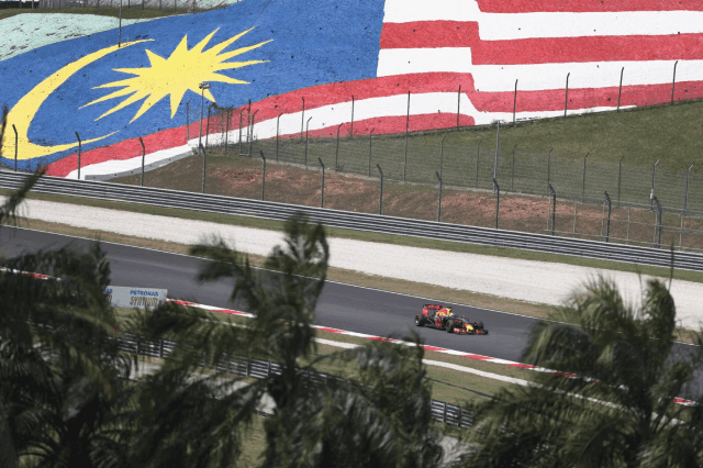 Início do GP do Bahrein na Malásia ocorrerá às 4h da manhã no horário de Brasília