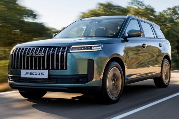 Jaecoo 5: O que já conhecemos sobre o novo SUV híbrido da fabricante chinesa