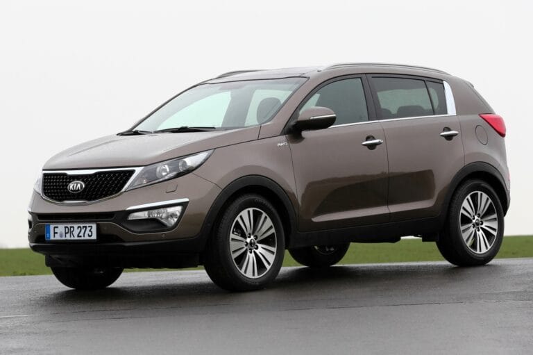 4 modelos de Kia seminovos que custam menos de R$ 100 mil e valem a pena