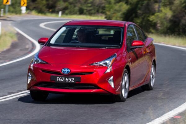 Toyota Prius Usado: 3 Versões do Híbrido a Partir de R$ 45 Mil