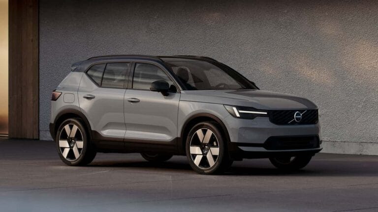 Volvo XC40 híbrido retorna ao Brasil em 2027, ampliando gama de eletrificação da marca