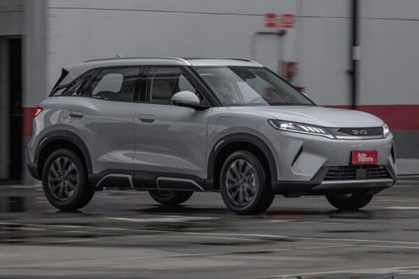 Teste: BYD Atto 2 alcança 22 km/l e busca liderança contra Creta e T