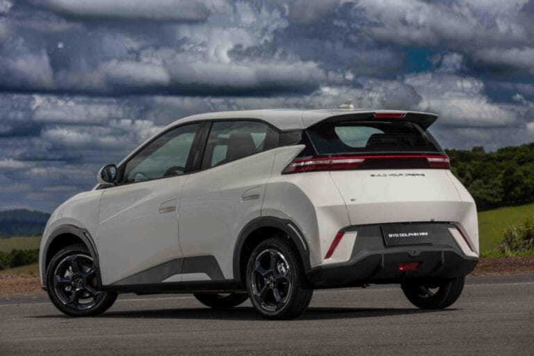 BYD Dolphin e Dolphin Mini usados: opções a partir de R$ 84.990 no Mercado Livre