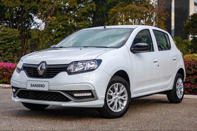 Renault Sandero e Logan: 5 opções de usados a partir de R$ 26.900