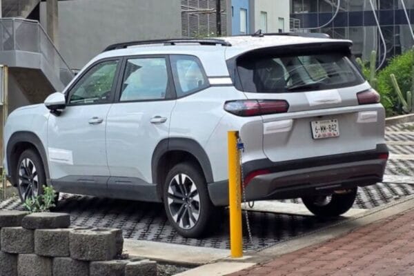 Chevrolet Captiva ganha nova geração baseada em modelo chinês