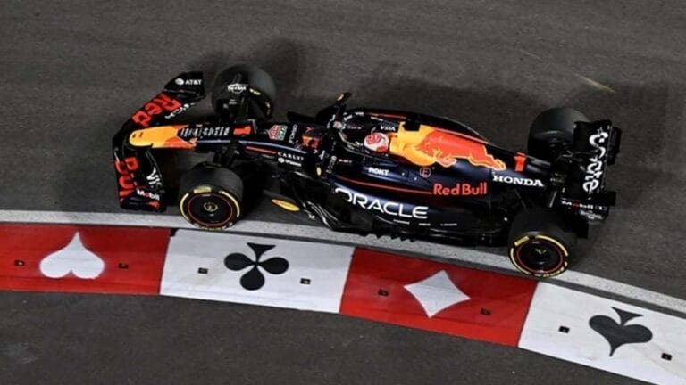 Max Verstappen vence GP de Las Vegas com mais de 10s de vantagem; Bortoleto abandona após colisão na primeira volta