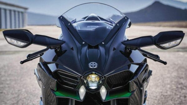 imagem lateral da nova Kawasaki Ninja H2 CARBON 2027
