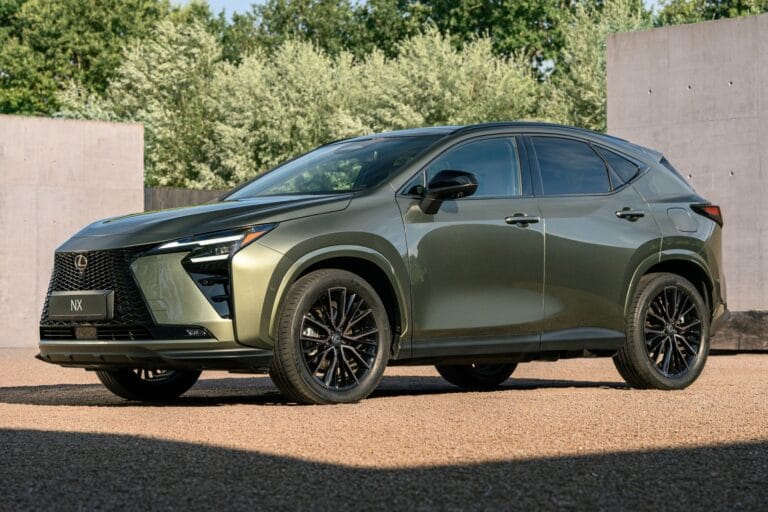 Novo Lexus NX apresenta painel inovador e suspensão ajustada no Nürburgring
