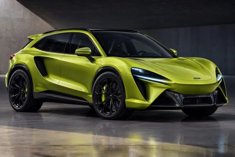 McLaren lança primeiro SUV desafiando Ferrari Purosangue e Lamborghini Urus