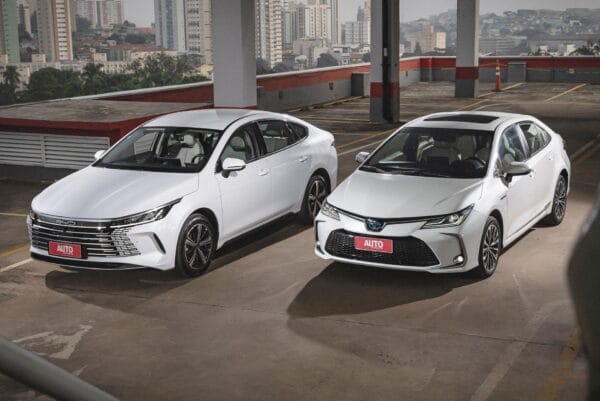 5 opções de carros híbridos usados para quem não quer um SUV; confira a lista